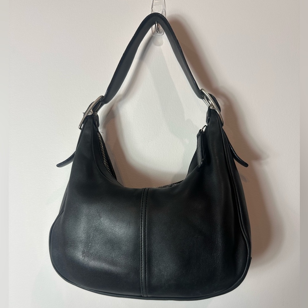 Vintage Y2K Coach Back leather shoulder purse- good condition